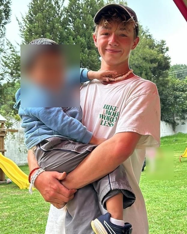A volunteer and a child in Guatemala